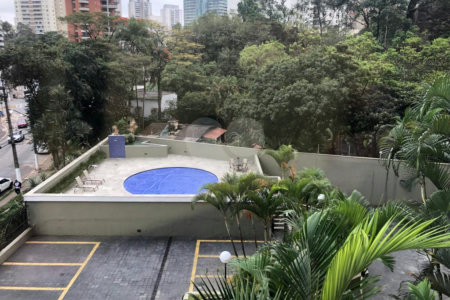 Apartamento à venda com 3 quartos, sendo 1 suíte, em Vila Andrade, São Paulo, SP