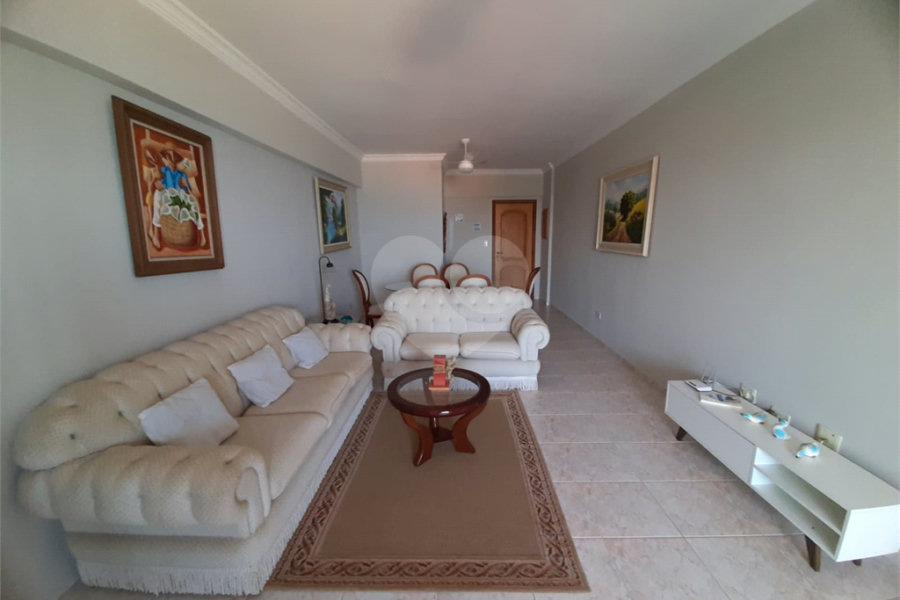 Apartamento à venda com 2 quartos, sendo 1 suíte, em Vera Cruz, Mongaguá, SP
