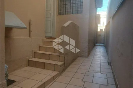Casa à venda com 4 quartos, sendo 1 suíte,  em Lapa, São Paulo, SP