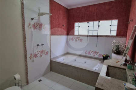 Casa à venda com 3 quartos, sendo 1 suíte, em Jardim Celani, Salto, SP