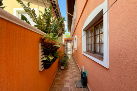 Sobrado à venda com 3 quartos, sendo 1 suíte, em Campo Grande, São Paulo, SP