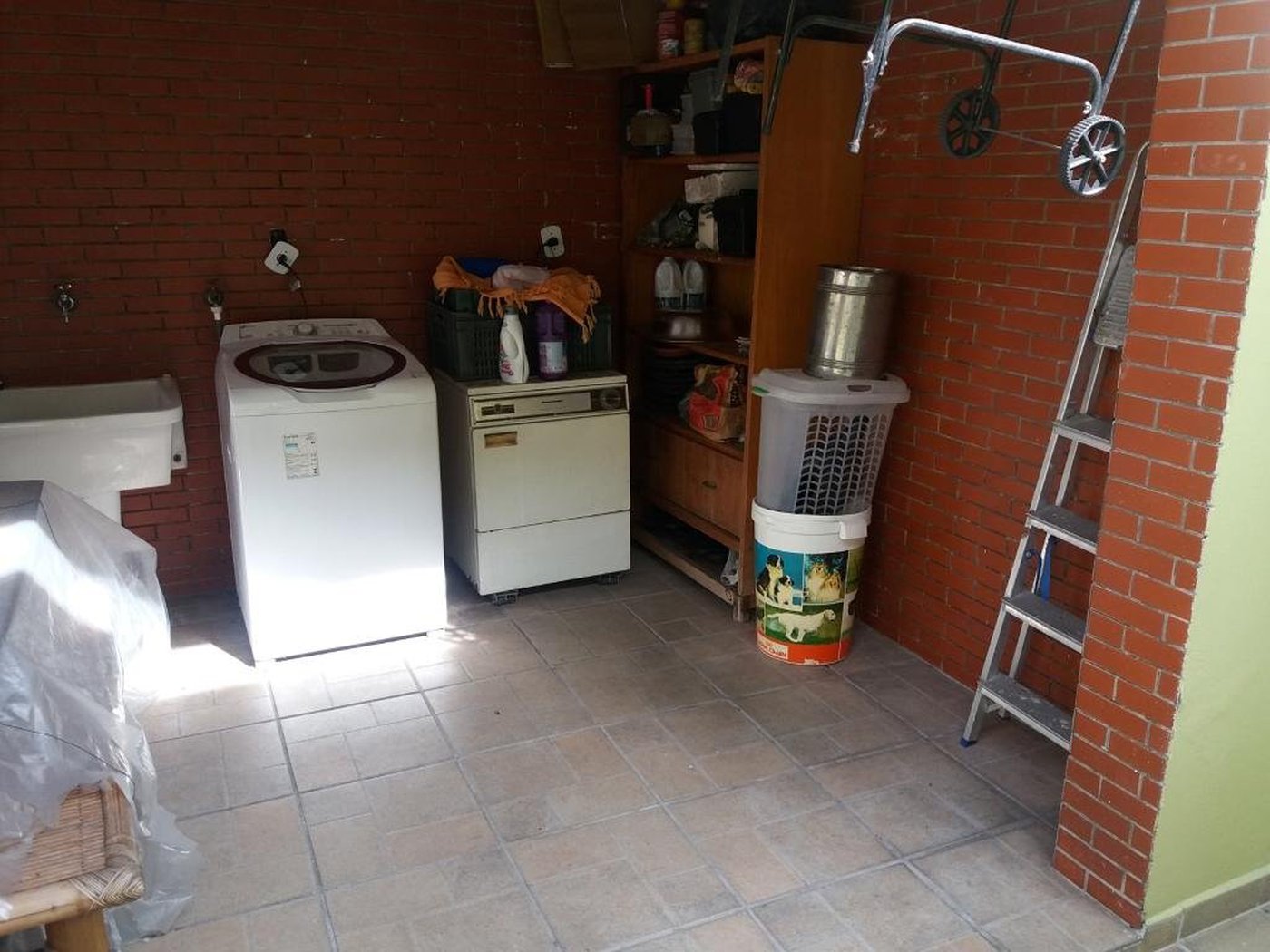 Sobrado à venda com 4 quartos, sendo 1 suíte,  em Brooklin Paulista, São Paulo, SP