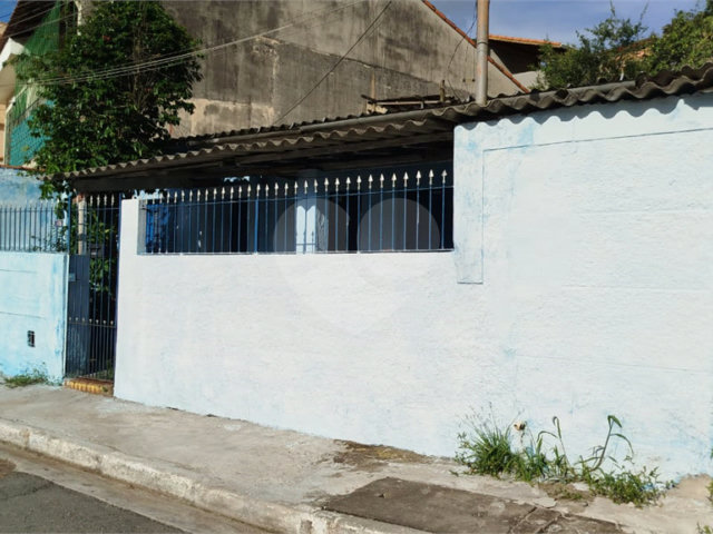 Casa à venda com 1 quarto em Tremembé, São Paulo, SP