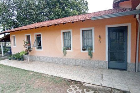 Chácara à venda com 3 quartos no Centro, Vinhedo, SP