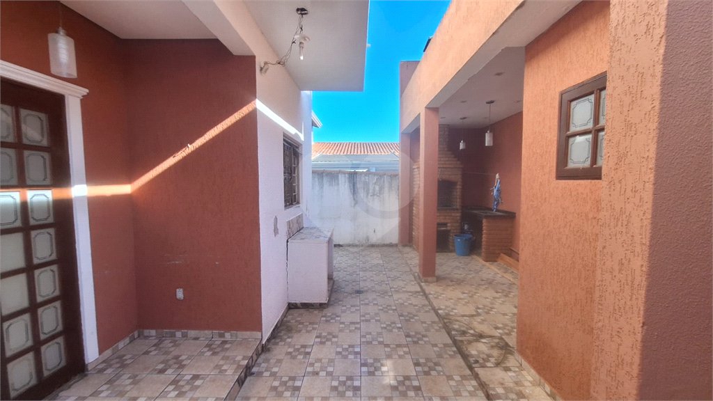 Casa à venda com 3 quartos, sendo 1 suíte, em Jardim Itanguá, Sorocaba, SP