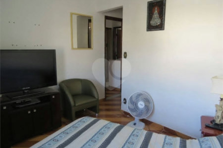 Sobrado à venda com 3 quartos, sendo 1 suíte, em Jabaquara, São Paulo, SP