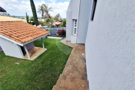 Casa à venda com 3 suítes no condomínio Vinhas da Vista Alegre Sede, Vinhedo - SP