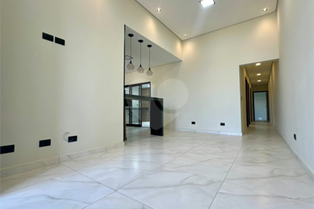 Casa à venda com 3 quartos, sendo 1 suíte, no condomínio Residencial Villagio Wanel, Sorocaba - SP