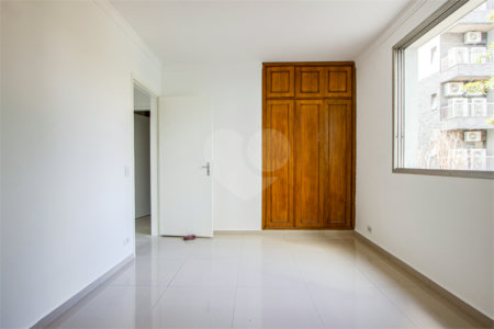 Apartamento à venda ou para alugar com 3 quartos, sendo 1 suíte,  em Pinheiros, São Paulo, SP