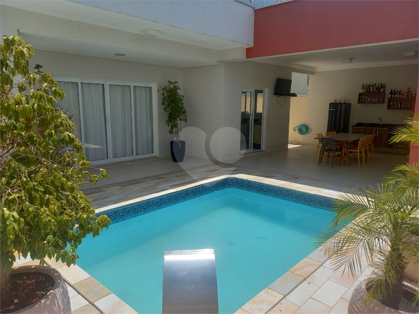 Casa à venda com 3 suítes no condomínio Mont Blanc, Sorocaba - SP