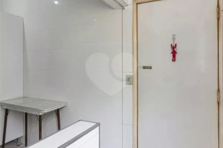 Apartamento à venda com 2 quartos no Centro, São Paulo, SP