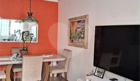Sobrado à venda com 2 quartos em Tremembé, São Paulo, SP