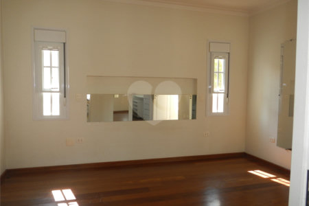 Casa à venda com 4 suítes em Vila Brasílio Machado, São Paulo, SP