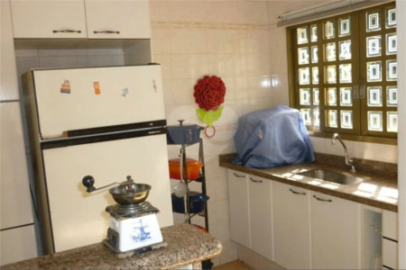 Chácara à venda ou para alugar com 4 quartos, sendo 1 suíte, em Chácara Velosa, Araraquara, SP