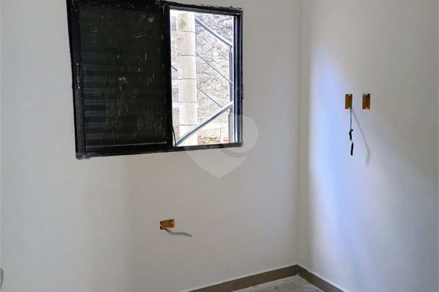 Casa à venda com 2 quartos no condomínio Vila Davos 2, São Paulo - SP