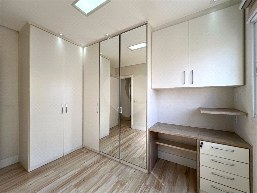 Apartamento à venda com 3 quartos, sendo 1 suíte,  em Vila Andrade, São Paulo, SP