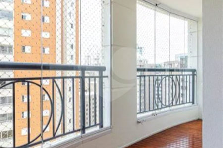 Apartamento à venda com 2 quartos, sendo 1 suíte,  em Indianópolis, São Paulo, SP