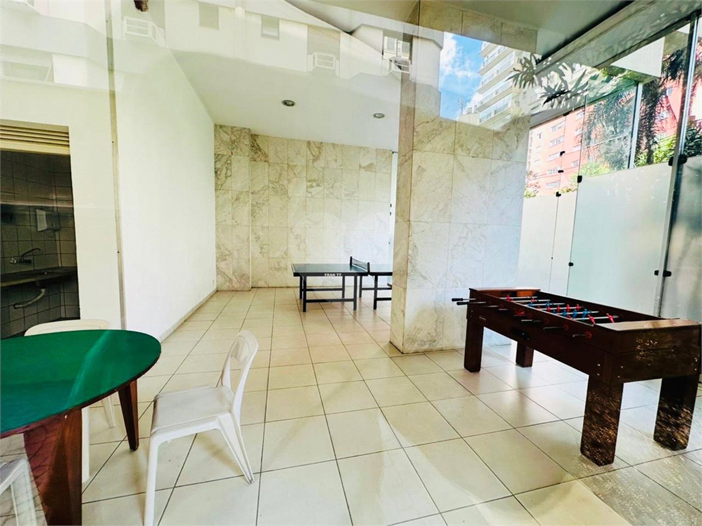 Apartamento à venda ou para alugar com 4 quartos, sendo 1 suíte, em Itaim Bibi, São Paulo, SP