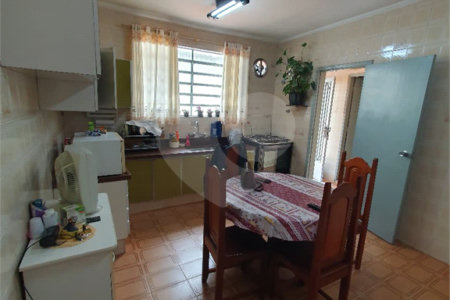 Casa Térrea à venda com 3 quartos, sendo 1 suíte, em Vila Ré, São Paulo, SP