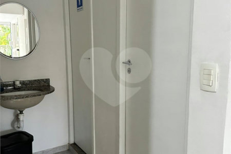 Apartamento à venda com 2 suítes em Vila Andrade, São Paulo, SP