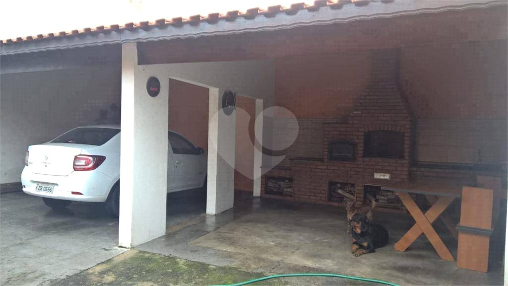 Sobrado à venda com 3 quartos, sendo 1 suíte, em Bocaina, Ribeirão Pires, SP
