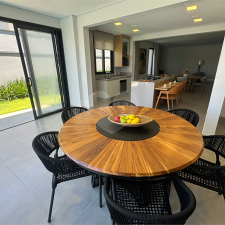 Casa à venda com 4 suítes no condomínio Villas do Golf, Itu - SP