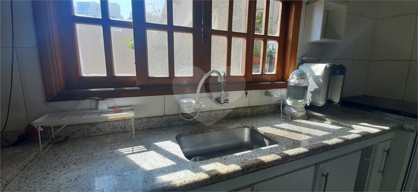 Sobrado à venda com 4 quartos, sendo 2 suítes, em Mandaqui, São Paulo, SP