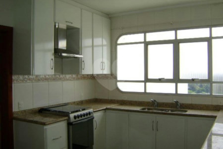 Cobertura à venda com 3 quartos, sendo 2 suítes, em Vila Sofia, São Paulo, SP
