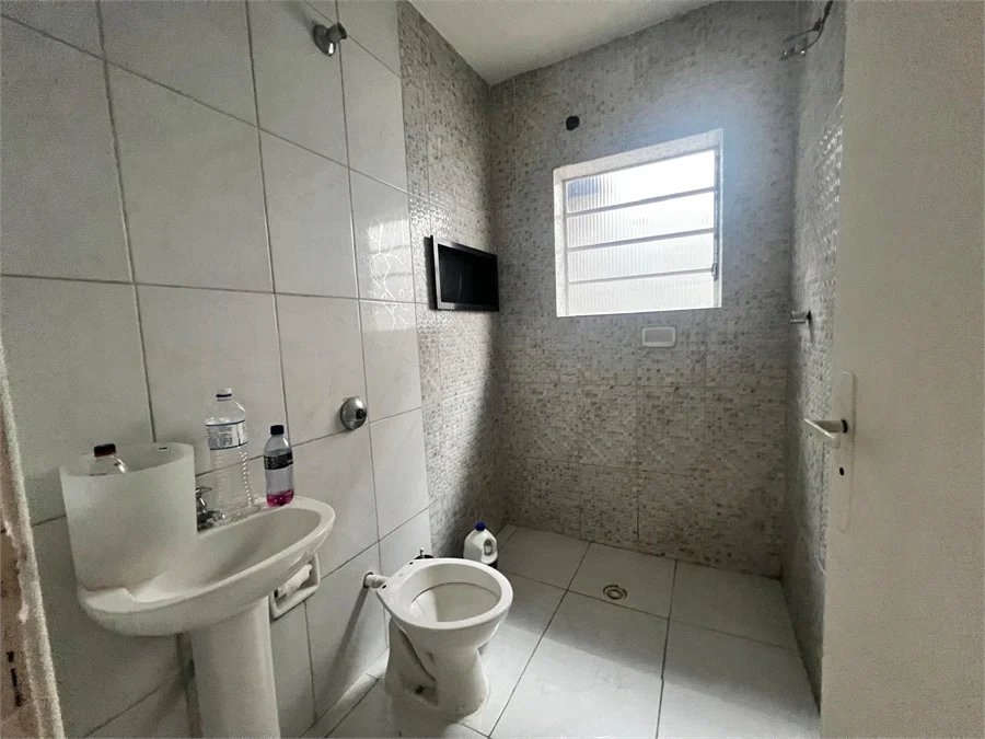 Casa à venda com 2 quartos em Jardim Pirajussara, São Paulo, SP
