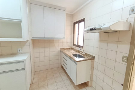 Apartamento à venda com 3 quartos, sendo 1 suíte, no Centro, Ribeirão Preto, SP