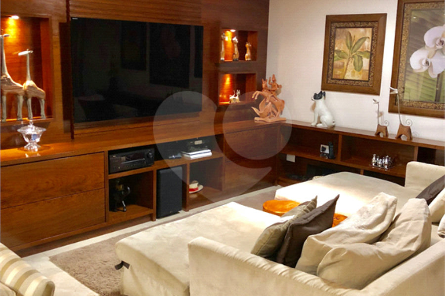 Apartamento à venda com 3 suítes em Tatuapé, São Paulo, SP