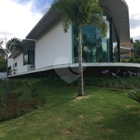Casa à venda com 4 suítes no condomínio São Joaquim, Vinhedo - SP