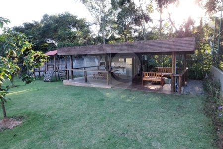 Casa à venda com 3 suítes no condomínio Parque Imperador, Bragança Paulista - SP