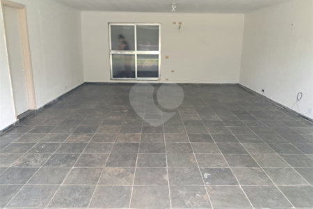Sobrado para alugar com 4 quartos, sendo 2 suítes, em Interlagos, São Paulo, SP