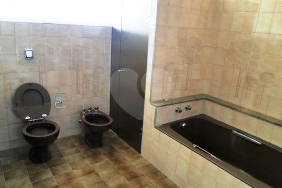 Sobrado à venda com 3 quartos, sendo 1 suíte, em Tremembé, São Paulo, SP