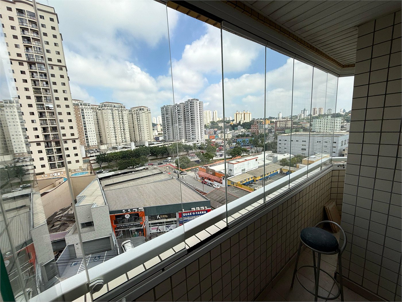 Apartamento à venda com 3 quartos, sendo 1 suíte,  em Baeta Neves, São Bernardo do Campo, SP