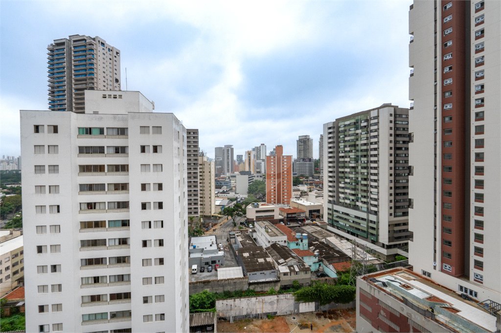 Cobertura à venda com 3 quartos, sendo 1 suíte, em Vila Pirajussara, São Paulo, SP