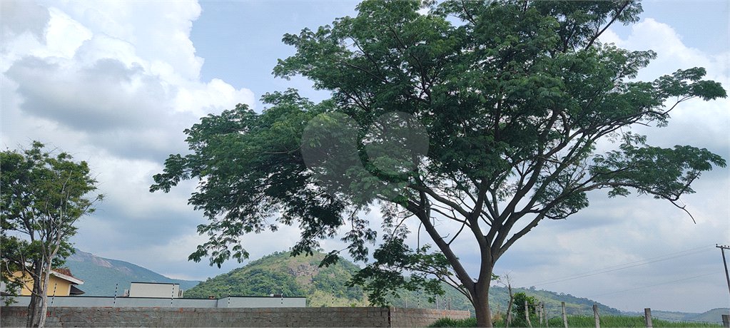 Casa Térrea à venda com 3 quartos, sendo 2 suítes, em Jardim Jaraguá, Atibaia, SP