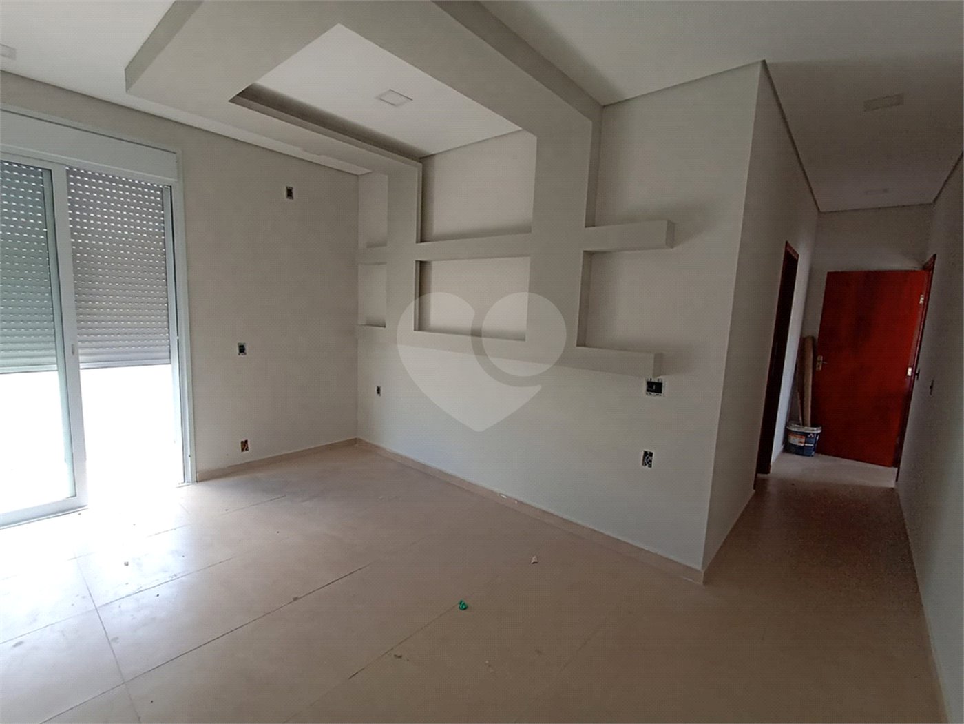 Casa à venda com 3 quartos, sendo 1 suíte, no condomínio Residencial Golden Ville, Itapetininga - SP