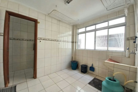 Belíssimo Apartamento de Frente, 3 Quartos, com Garagem Fechada, à Venda no Marapé – Santos/SP