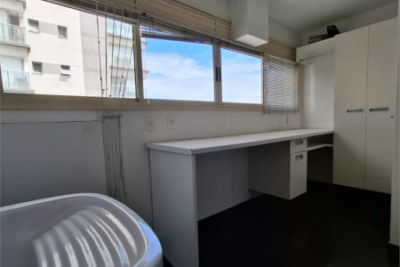 Apartamento à venda com 2 suítes em Pinheiros, São Paulo, SP