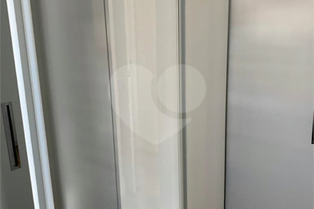 Apartamento à venda com 3 quartos, sendo 1 suíte,  em Jardim Brasil (zona Sul), São Paulo, SP