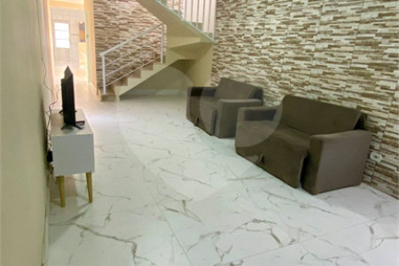 Casa à venda com 4 quartos, sendo 1 suíte,  em Jardim Pinheirinho, Itaquaquecetuba, SP