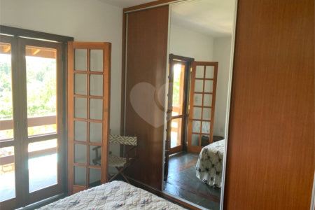 Chácara à venda com 4 quartos, sendo 2 suítes, em Parque Valinhos, Valinhos, SP