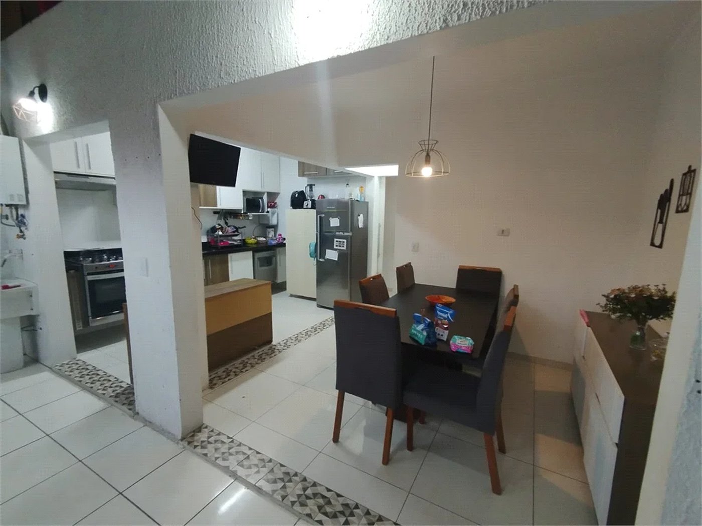 Casa à venda com 2 quartos, sendo 1 suíte,  no condomínio Residencial Viva Vida, Cotia - SP