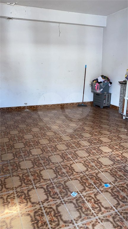 Casa à venda com 3 quartos, sendo 1 suíte, em Vila Marari, São Paulo, SP