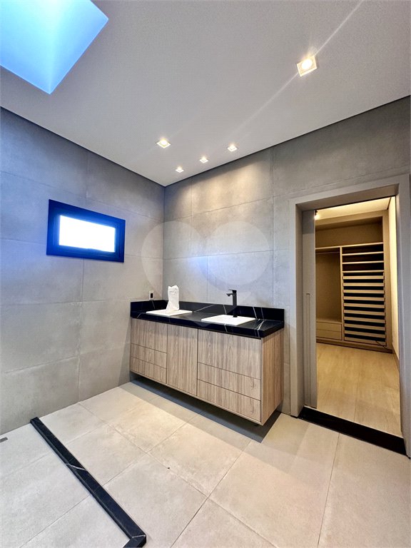 Casa à venda com 3 suítes no condomínio Residencial Florais Itália, Cuiabá - MT