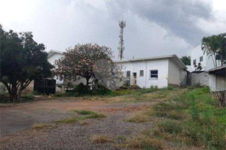 Casa à venda com 7 quartos, sendo 1 suíte, no Centro, Vinhedo, SP