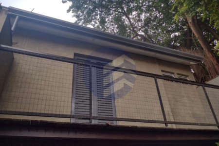 Casa à venda ou para alugar com 3 quartos, sendo 2 suítes, em Jardim Trussardi, São Paulo - SP