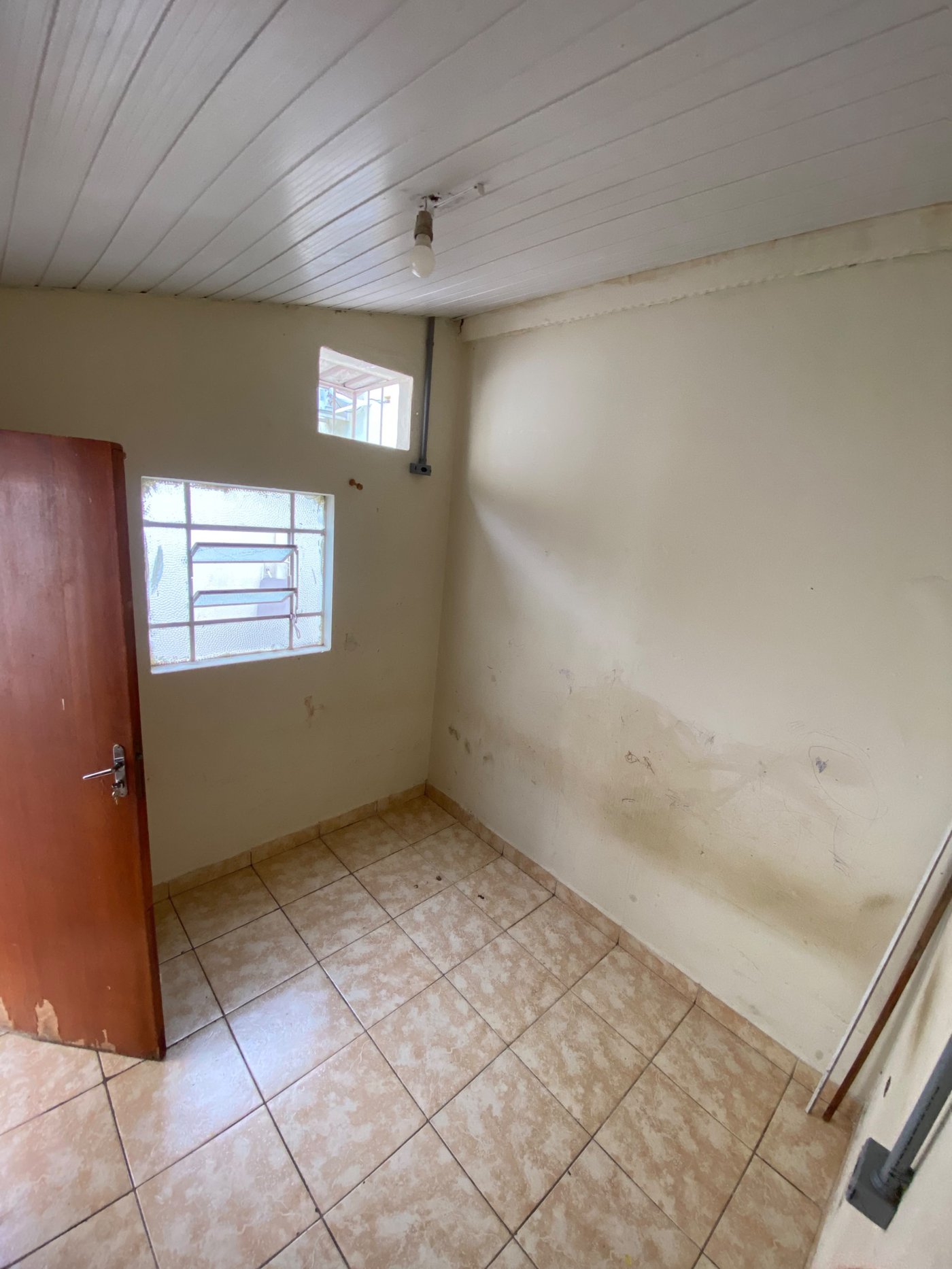 Kitnet para alugar com 1 quarto no Centro, Três Lagoas, MS